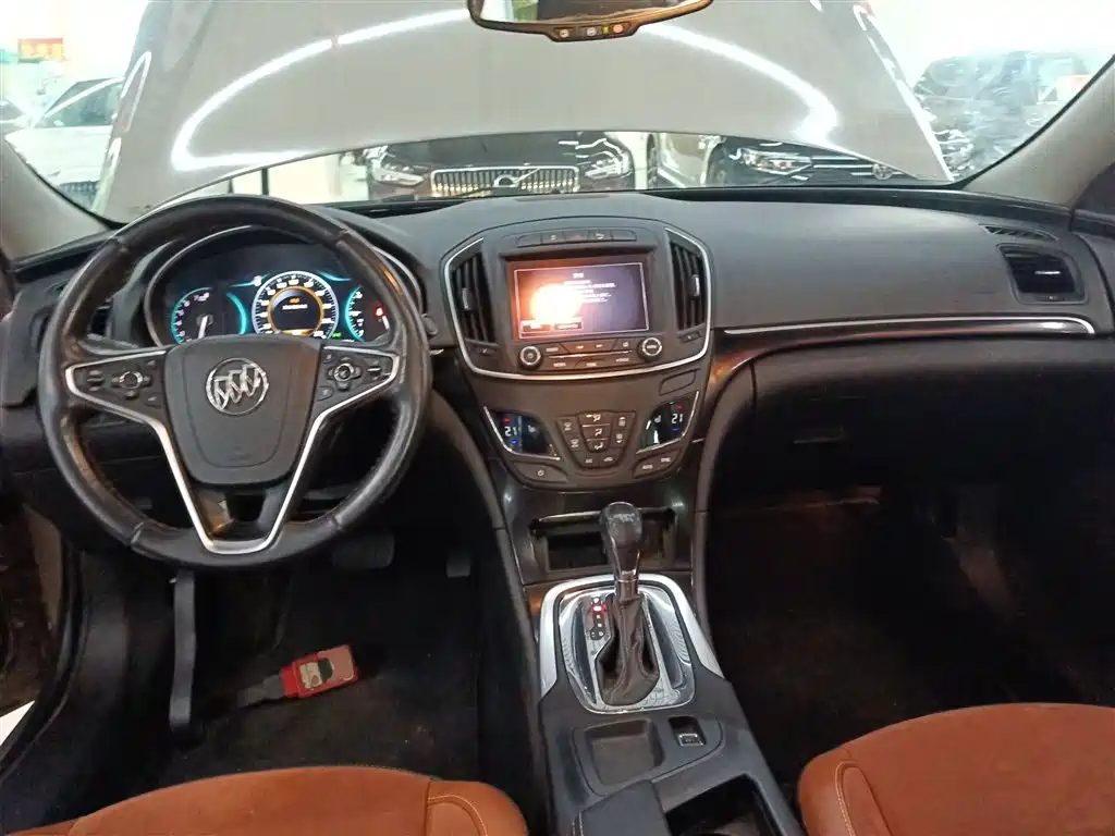 Buick Regal 2015 1.6T Elite Tech Edition фото 10