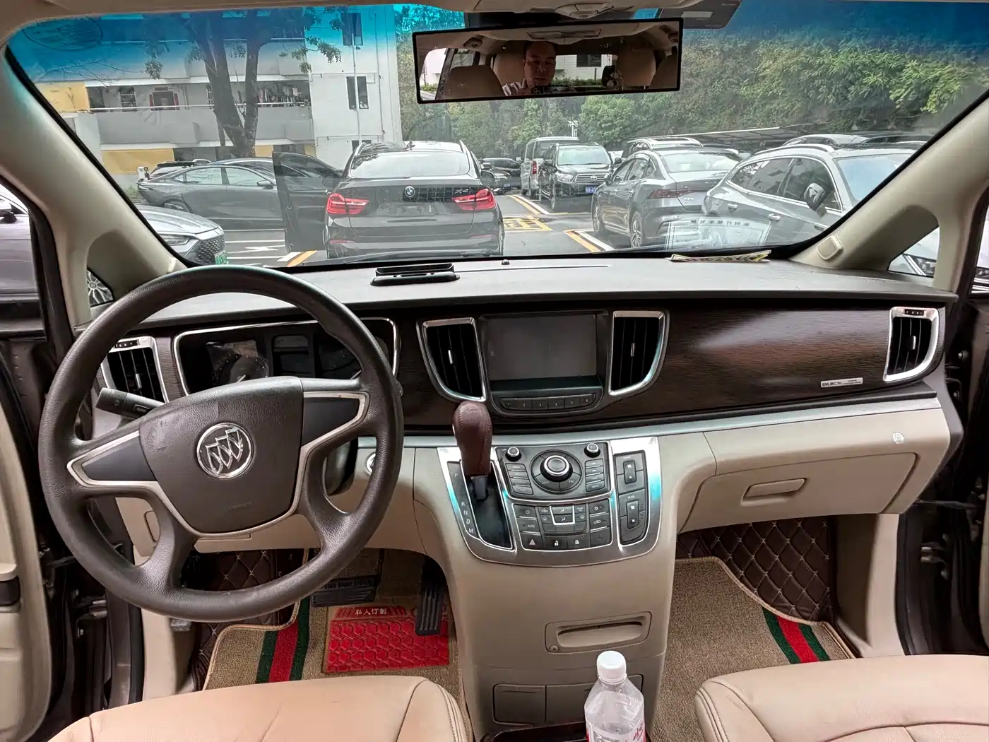 Buick GL8 2011 2.4L CT Luxury Business Comfort Edition фото 15