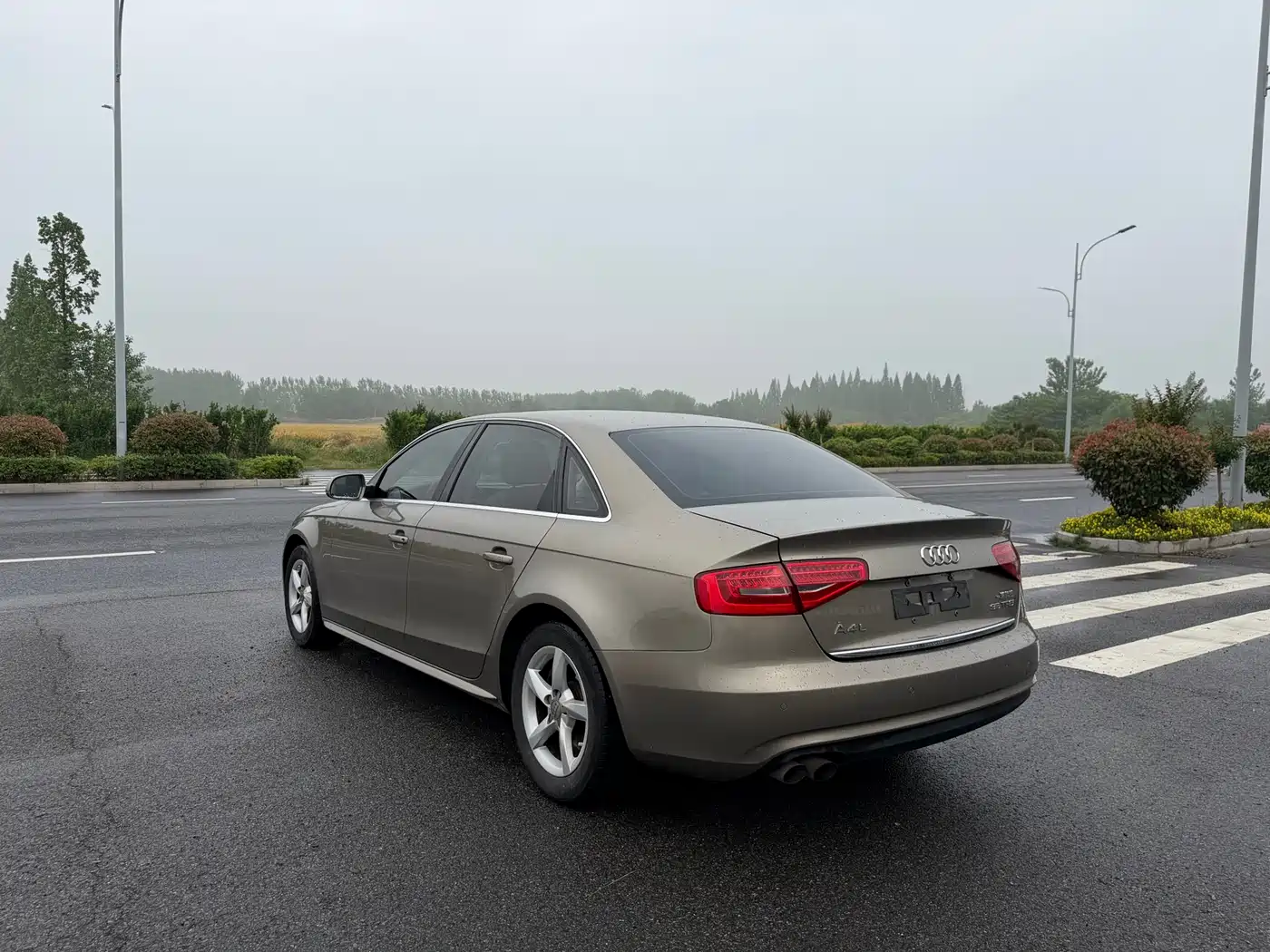 Audi A4L 2013 35 TFSI Automatic Standard фото 7