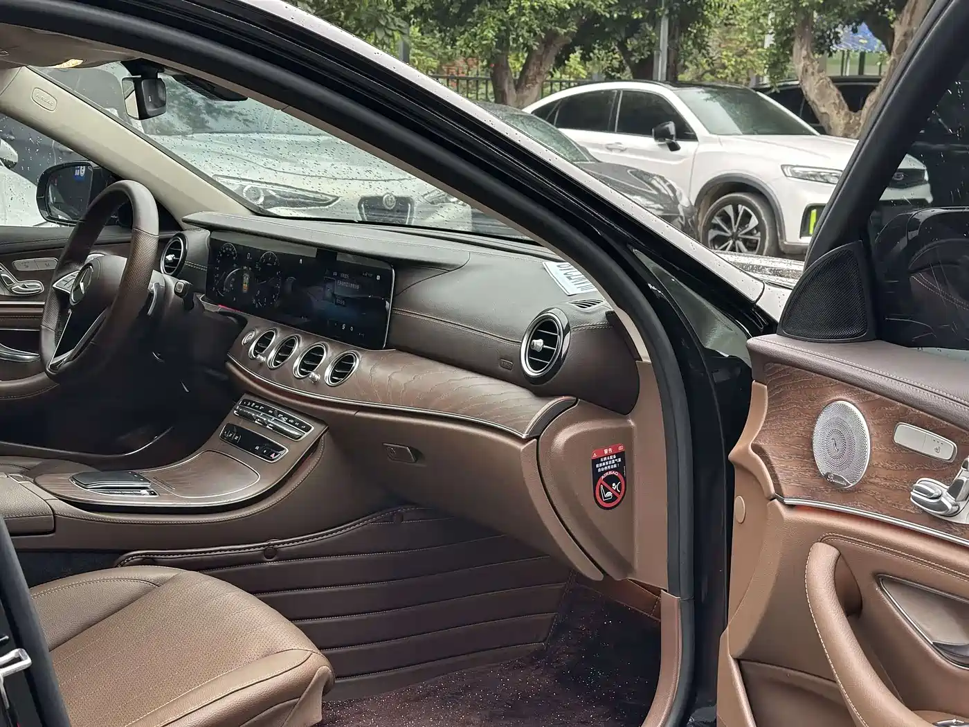 Mercedes-Benz E-Class 2021 E 300 L Fashion фото 6