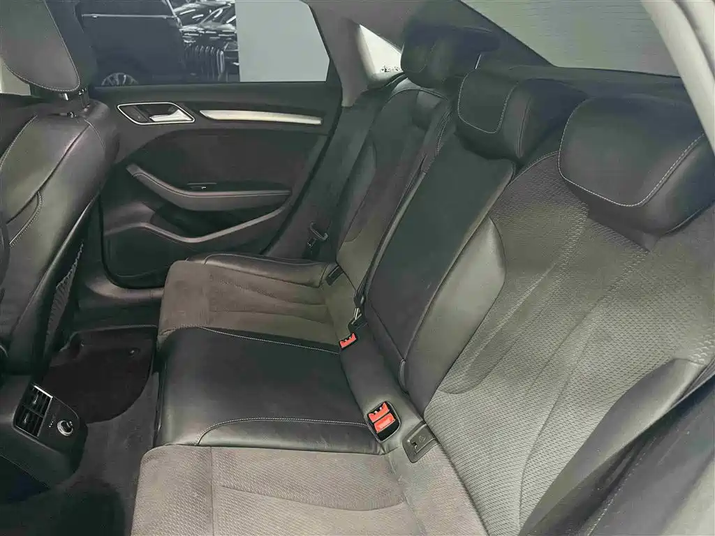Audi S3 2017 S3 2.0T Limousine фото 20