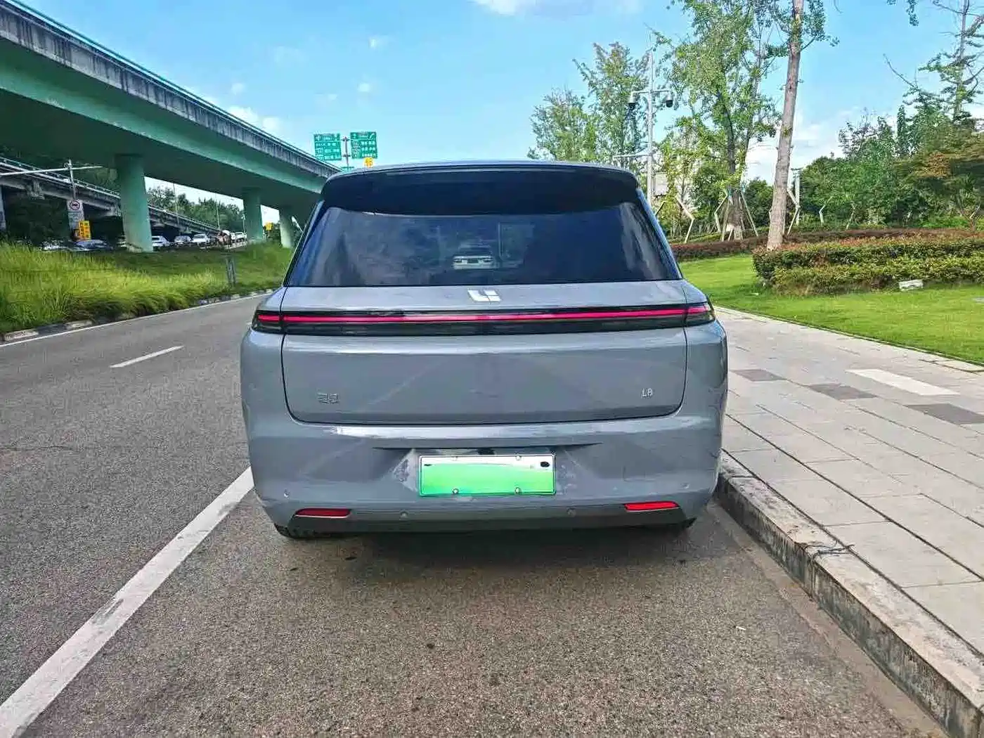 Li Auto Li L8 2025 2025 Max Smart Renewal Edition