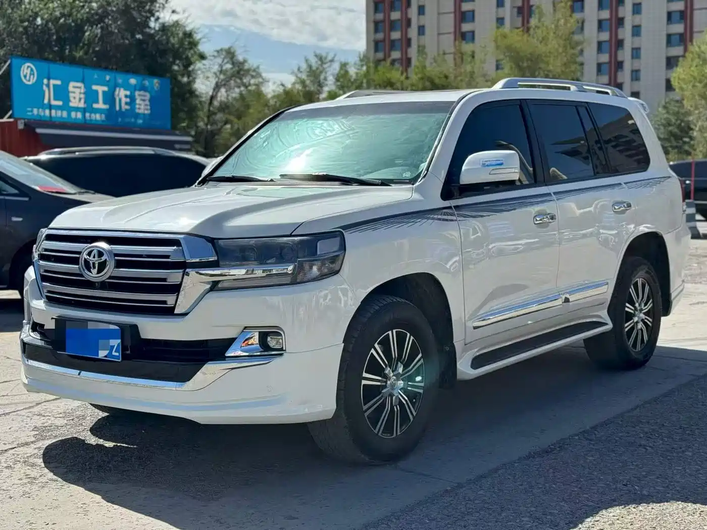 Toyota Land Cruiser (Import) 2014 2015 4.0L V6 Middle East Limited Edition