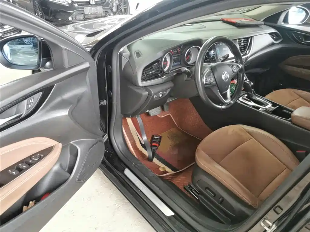 Buick Regal 2019 20T Luxury China VI фото 16