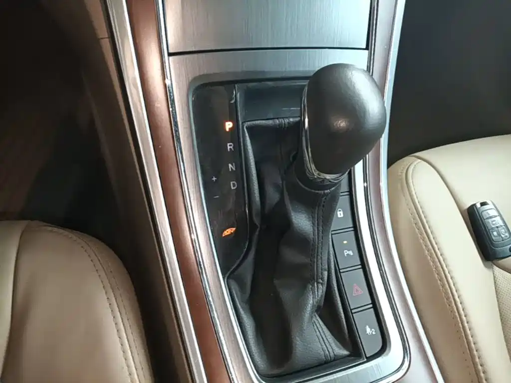 Roewe 950 2016 2015 2.0T Luxury Executive Edition