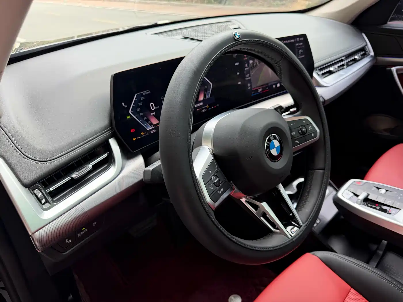 BMW X1 2024 sDrive25Li M Sport Package фото 23