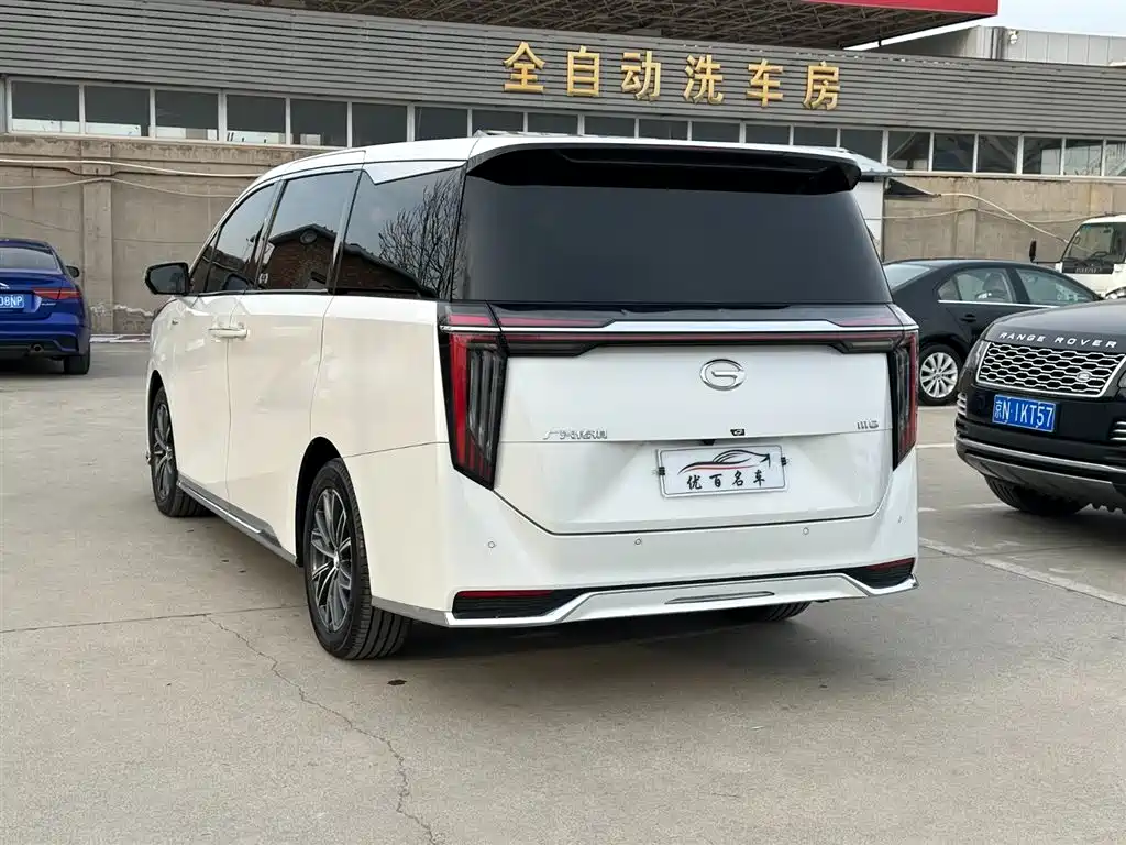 GAC TRUMPCHI M8