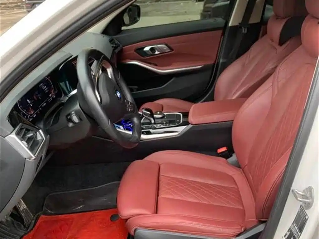 BMW 3 Series 2022 320i Sport Package фото 7