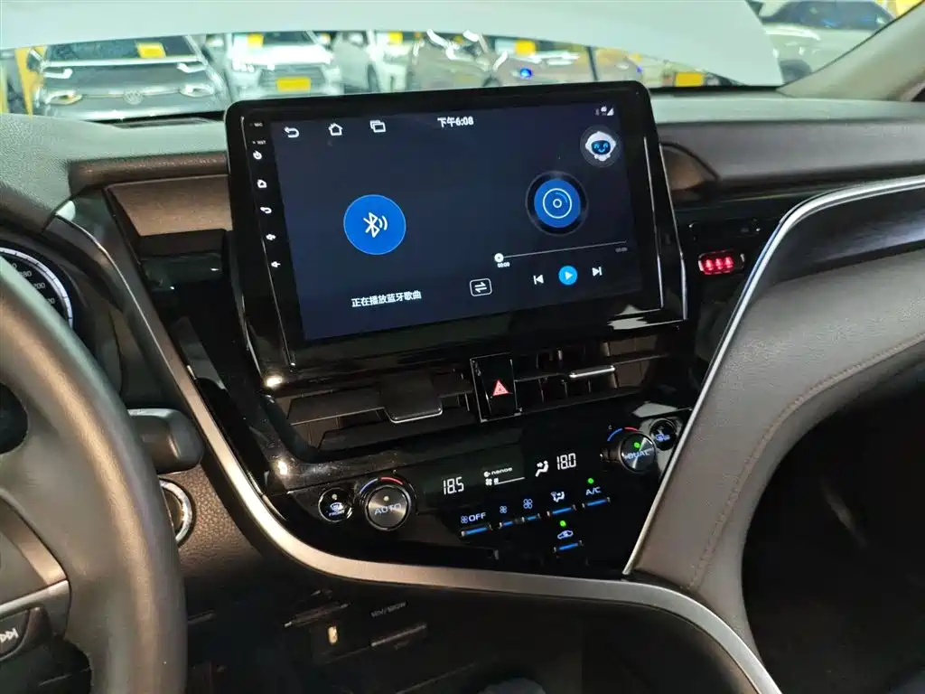 Toyota Camry 2021 2.5G Luxury Edition фото 13