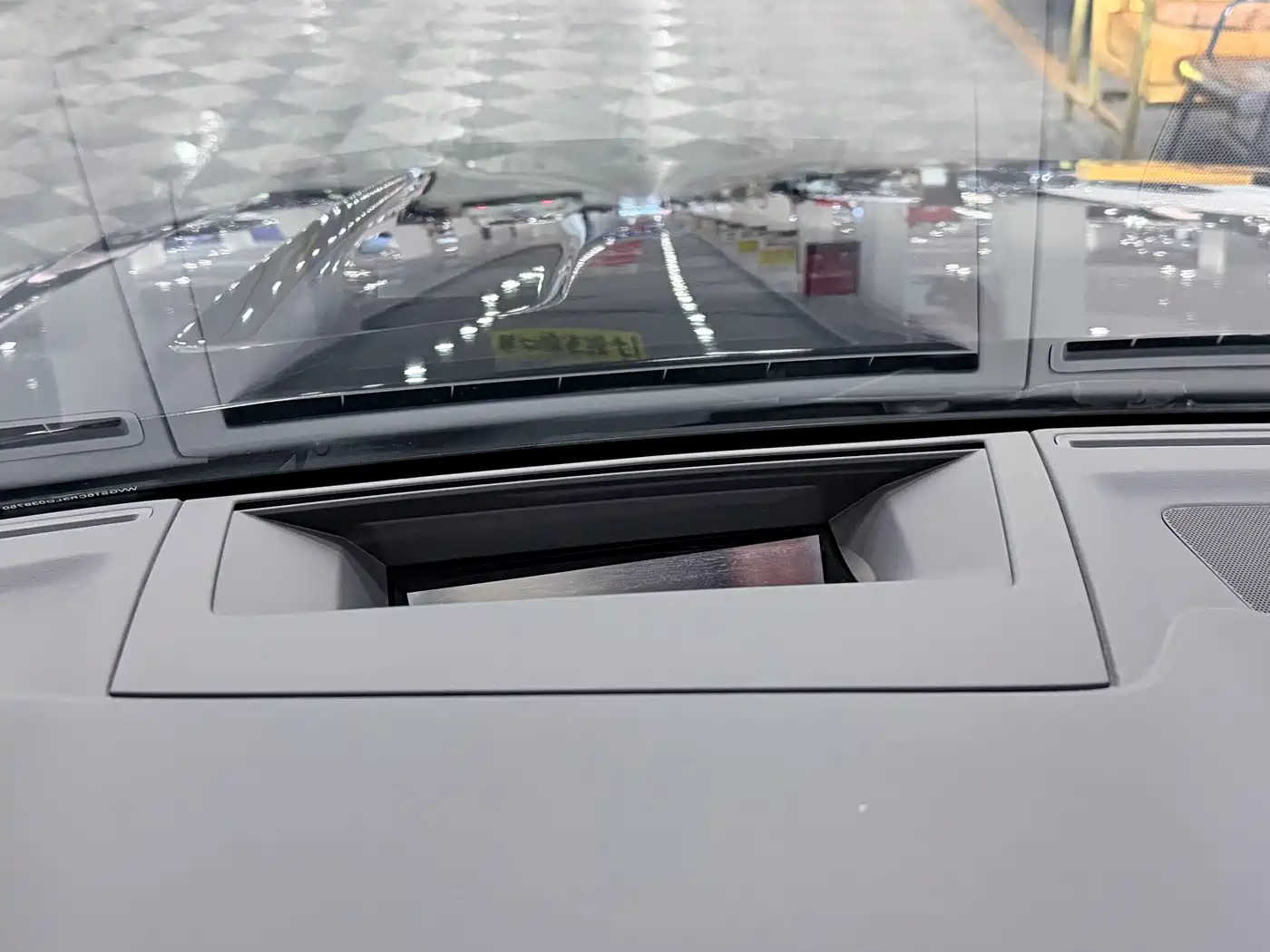Volkswagen Touareg 2020 2.0TSI Rui Shang Edition China VI фото 24