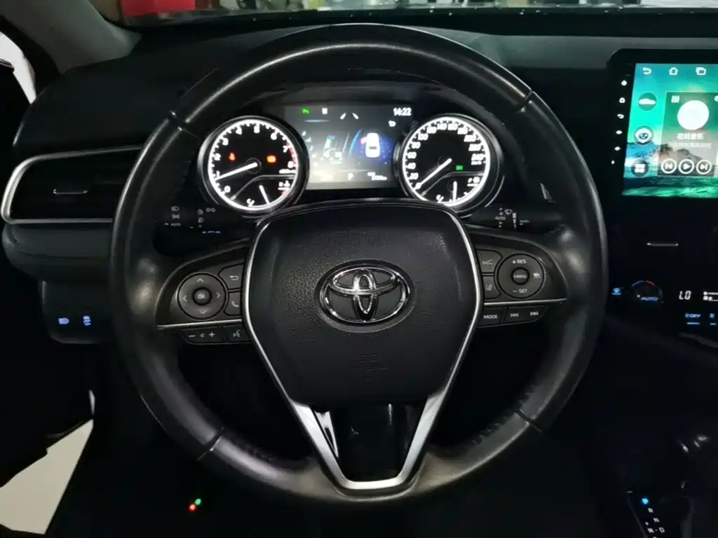 Toyota Camry 2023 2021 2.0G Luxury Edition