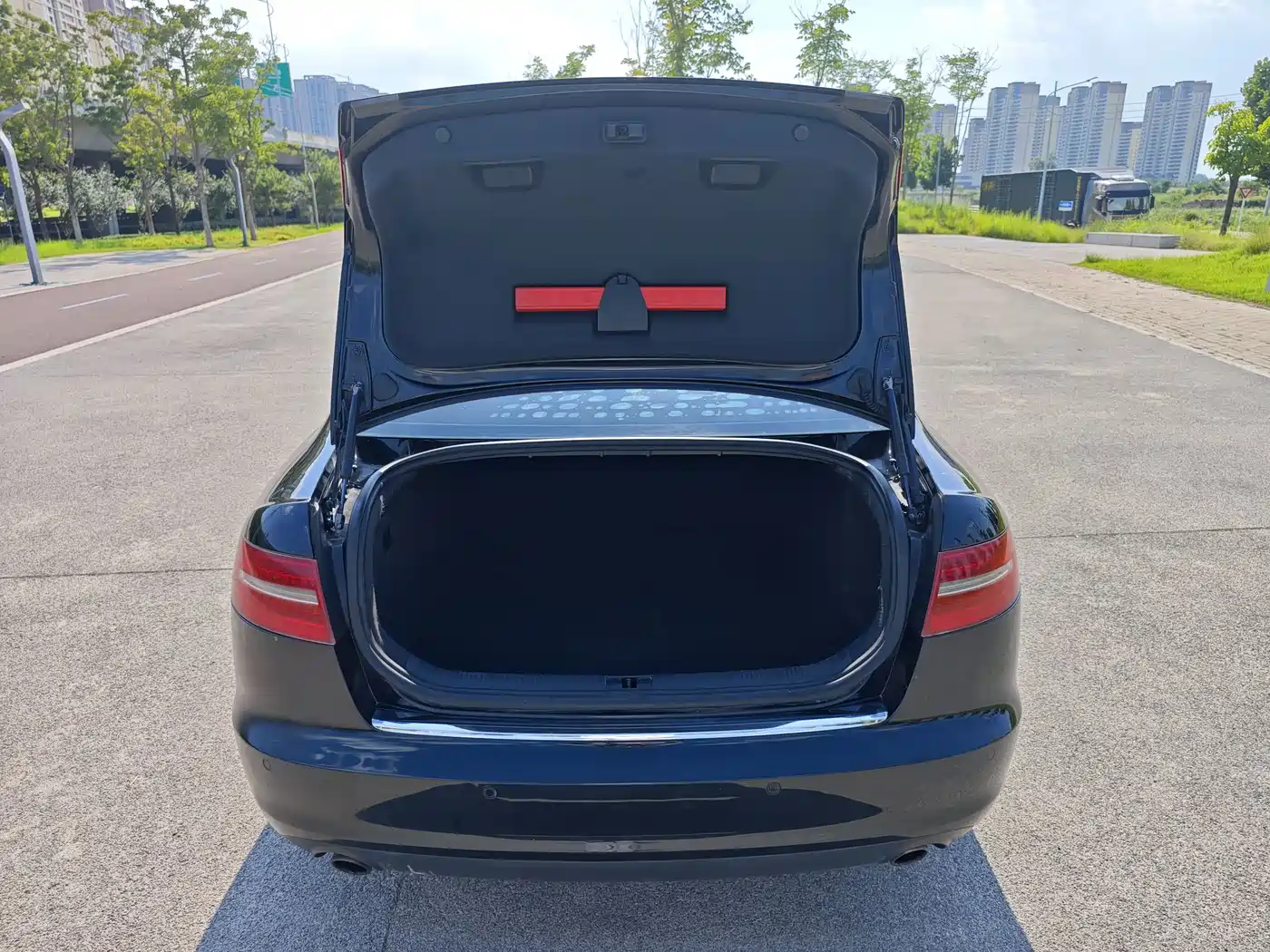 Фото 25 - Audi A6L