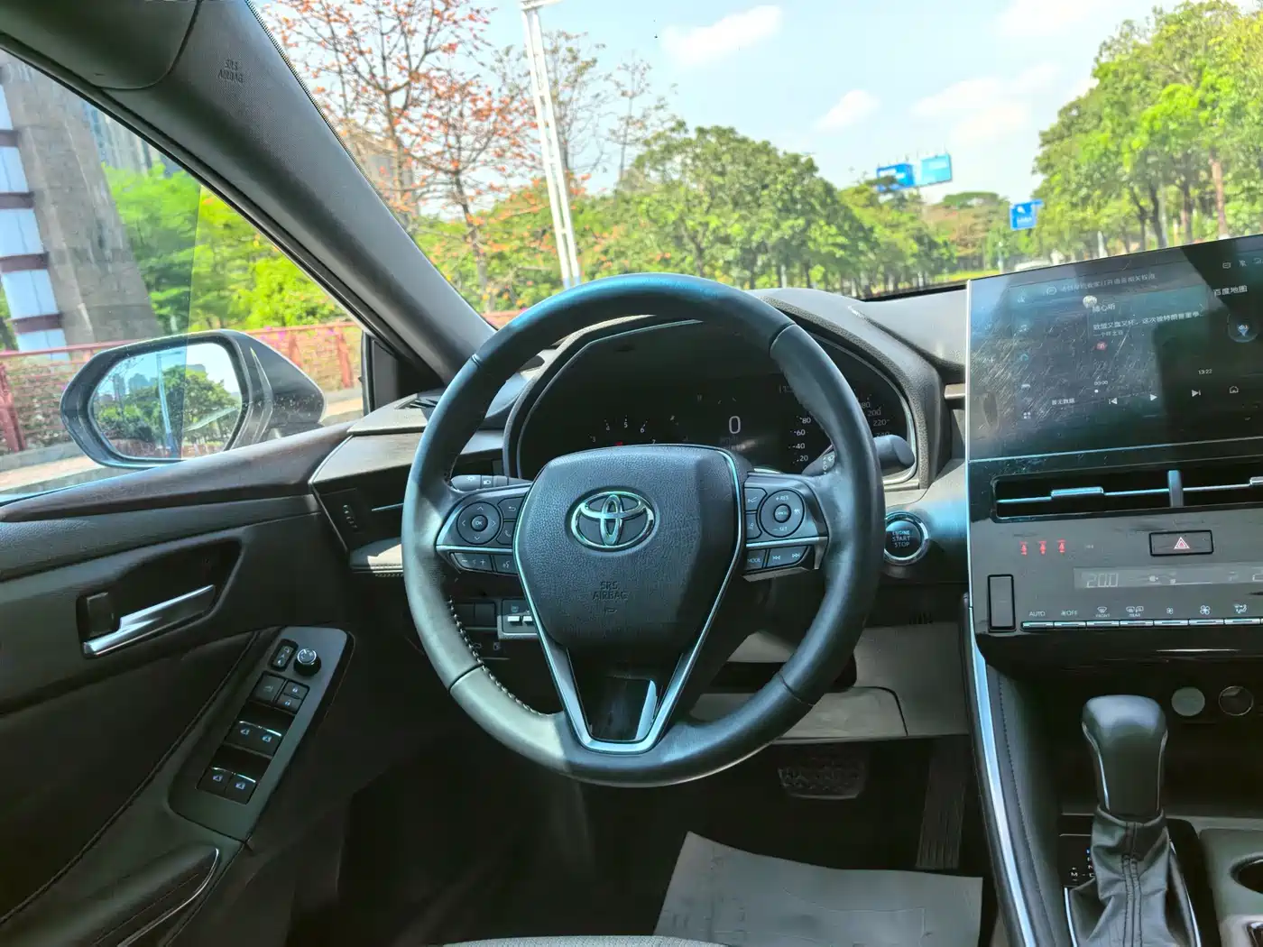 Toyota Avalon 2022 2.0L Luxury Edition фото 7