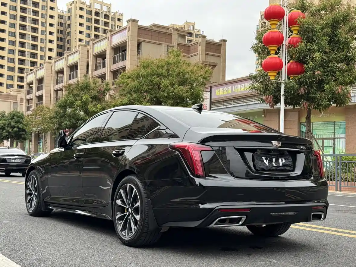 CADILLAC CT5