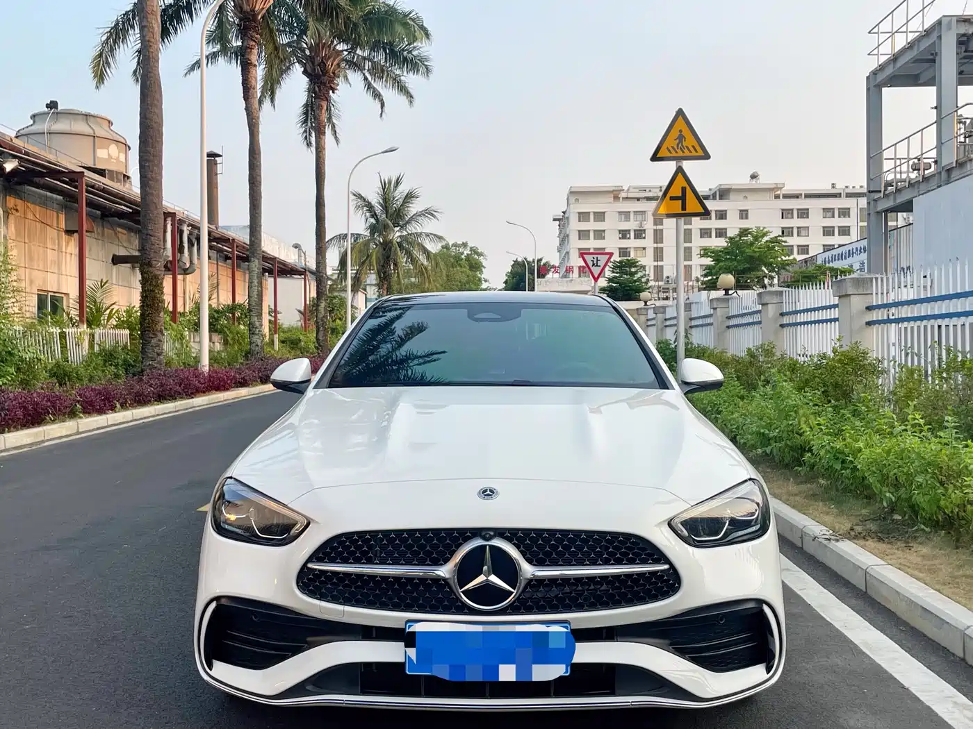 Mercedes-Benz C-Class 2025 Facelift C 260 L Sport Edition фото 3