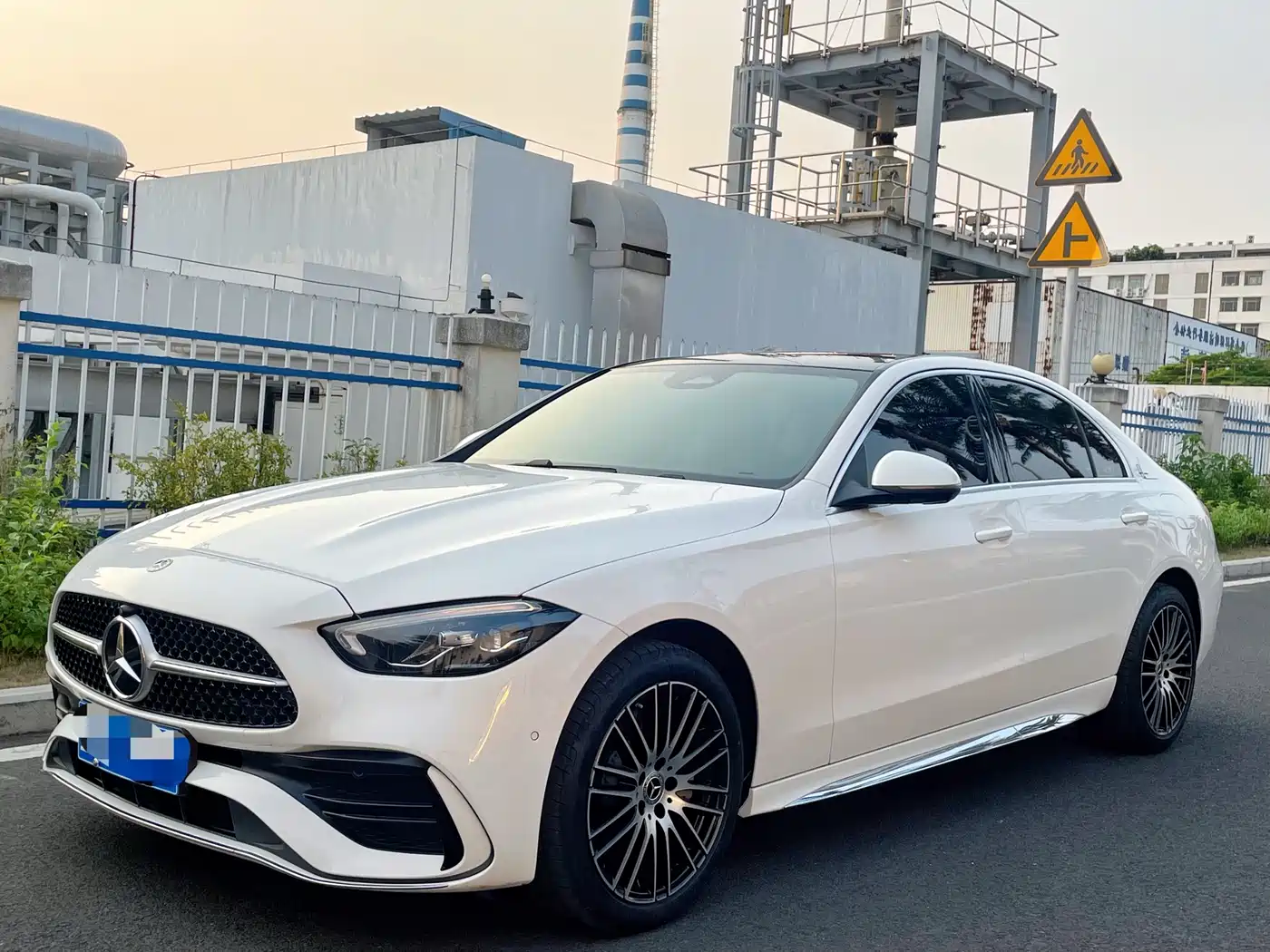 Mercedes-Benz C-Class 2025 Facelift C 260 L Sport Edition фото 2