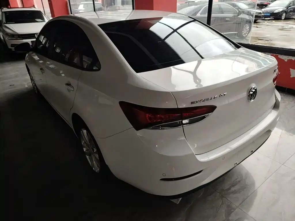 Фото 5 - Buick Excelle