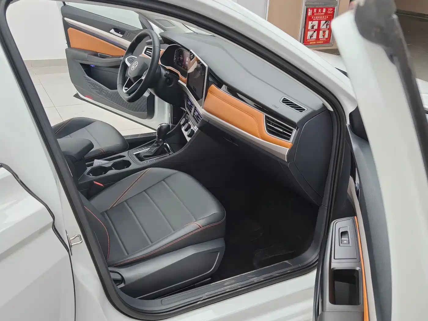 Volkswagen Bora 2023 200TSI DSG Smart PRO Edition фото 14