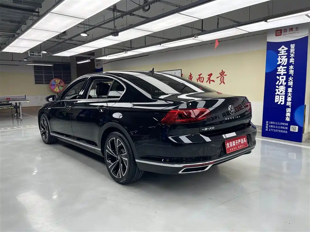 Volkswagen Magotan 2021 330TSI DSG 30th Anniversary Edition фото 11