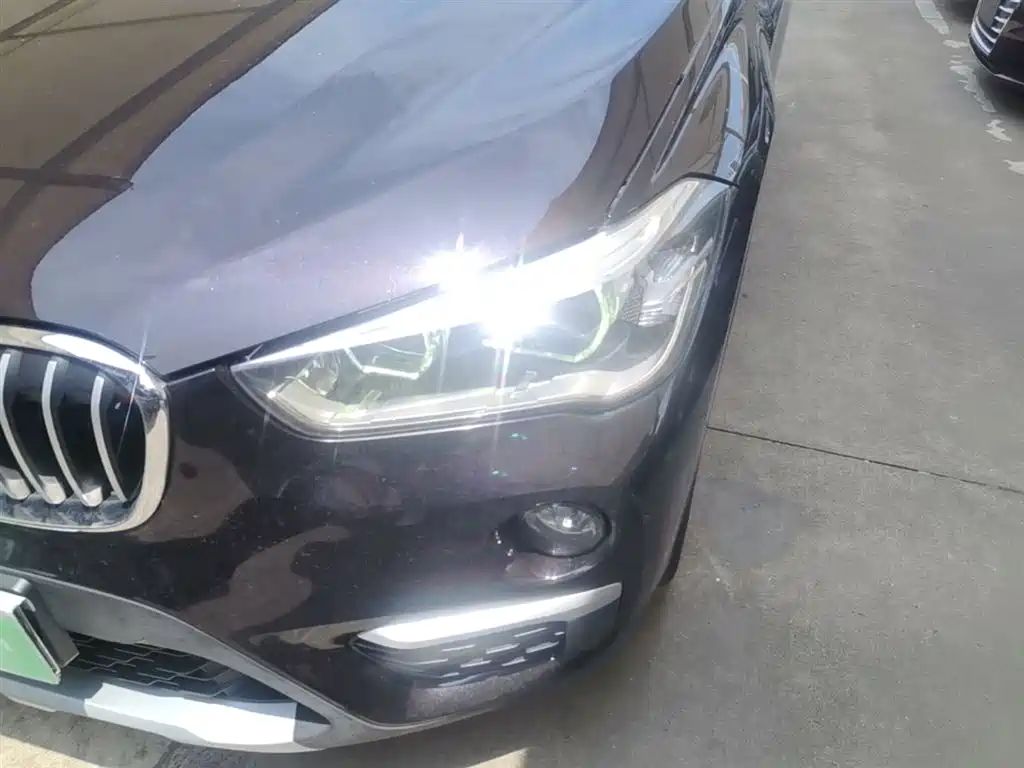BMW X1 2018 xDrive20Li Premium Model фото 24