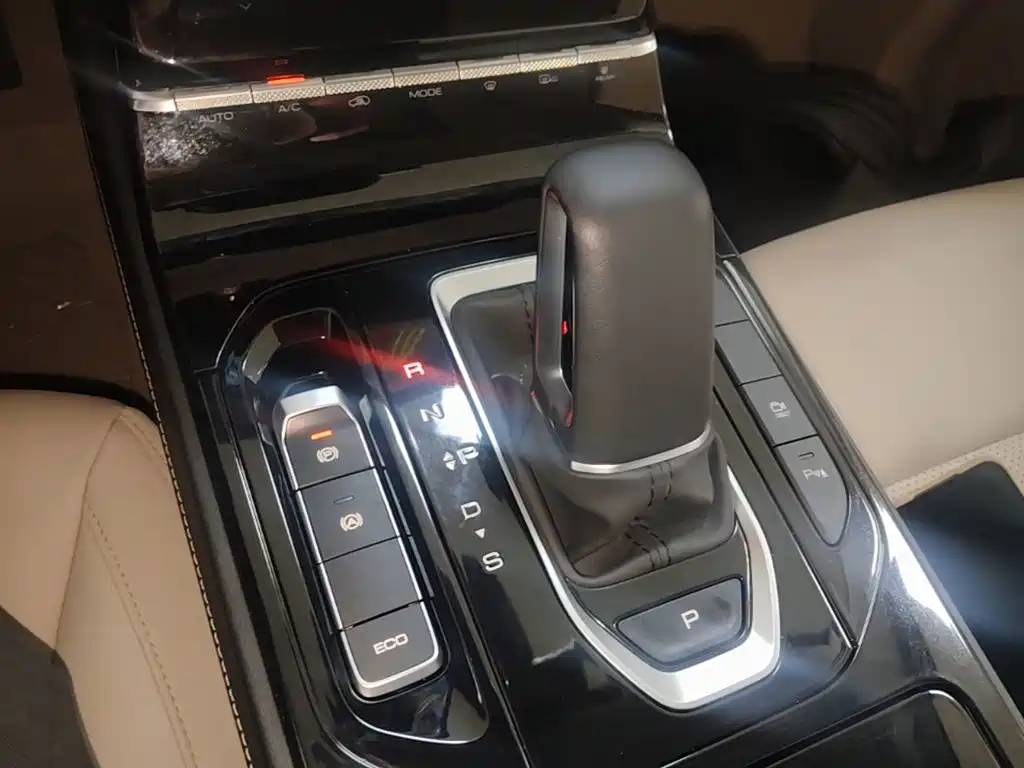 Wuling Motors Wuling Victory 2022 2022 280T 1.5T CVT Flagship