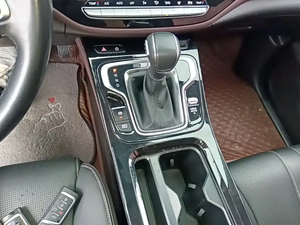 GAC Trumpchi Trumpchi M6 2023 PRO 270T DCT Luxury Edition фото 14