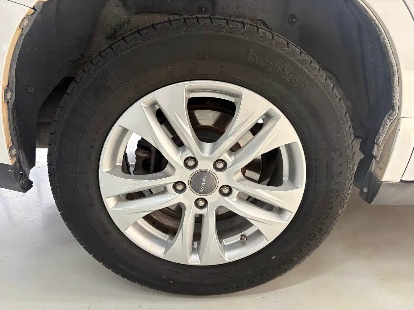 Haval M6 2017 1.5T Manual 2WD Elite фото 8