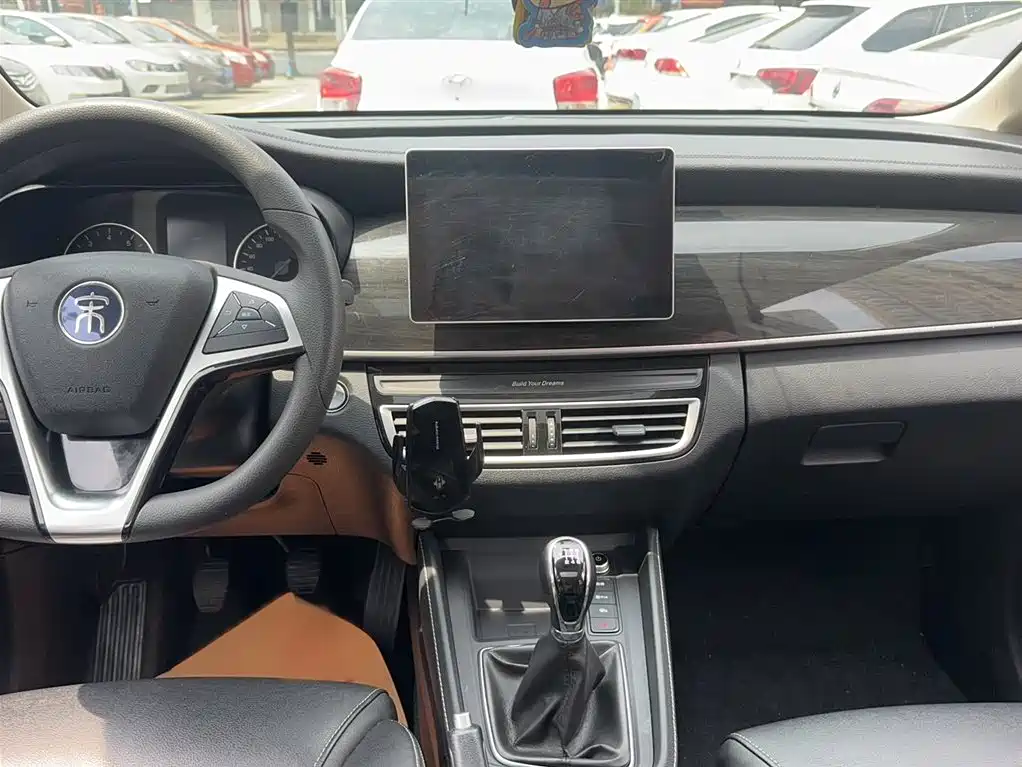 BYD Song MAX 2019 1.5T Manual Smart Connection Rui Yi 7-seater China V фото 5