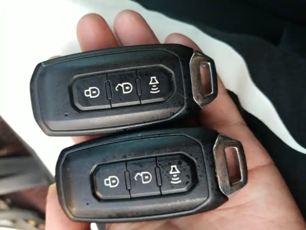 Jiangling Yuhu 9 2020 2020 2.0T Automatic Diesel 4WD Comfort