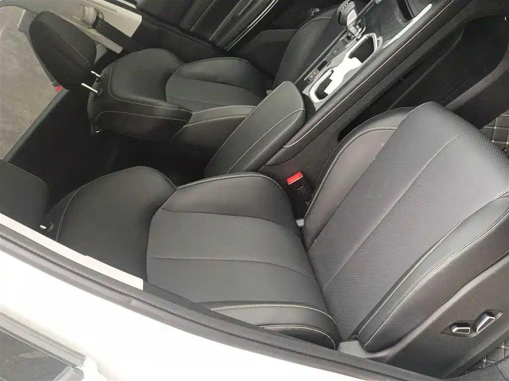 Changan CS75 2025 2025 PRO 1.5T Premium 7-Seater