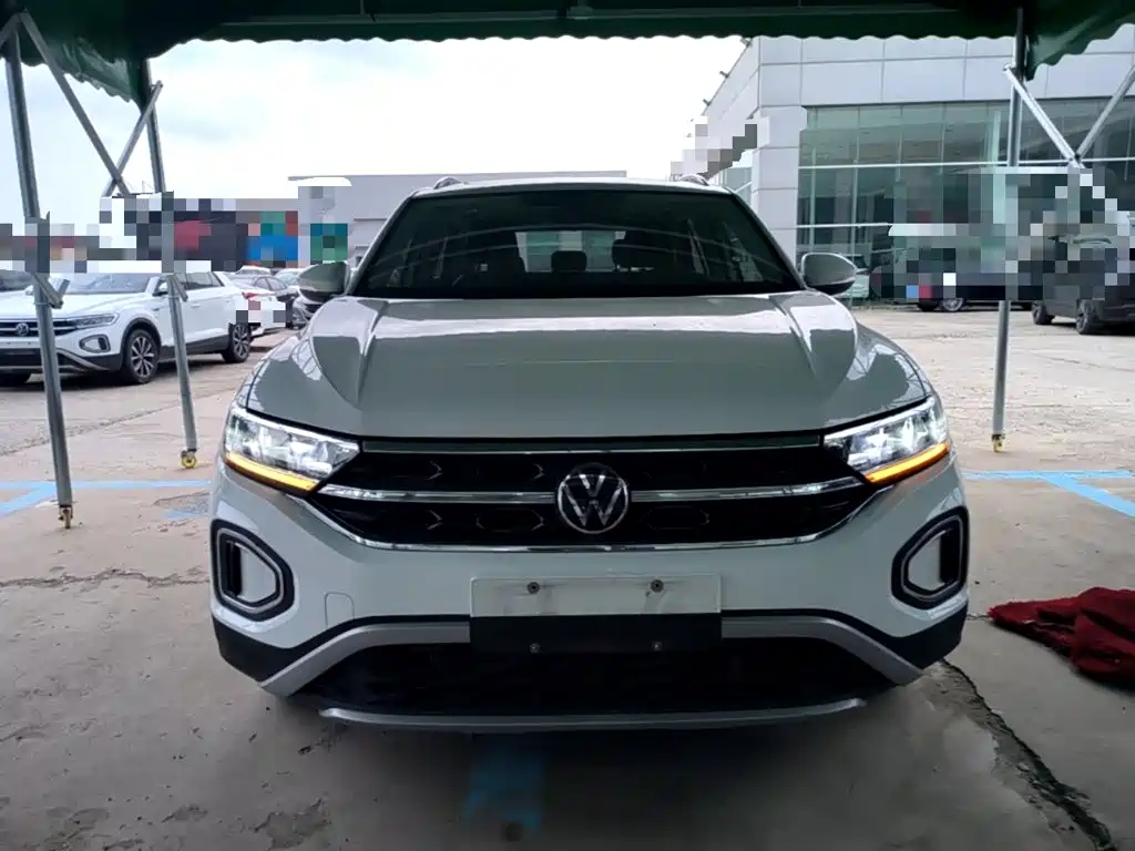 Volkswagen T-Roc, миниатюра 3