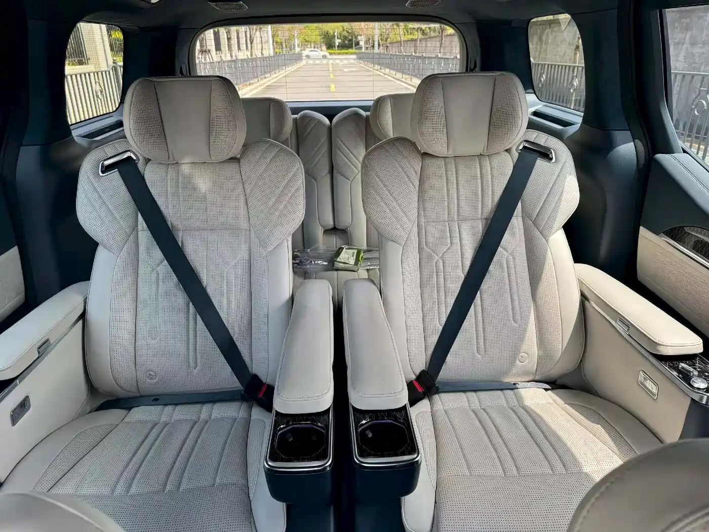 ZEEKR EXTREME KRYPTON 009