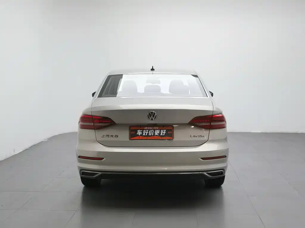 Фото 4 - Volkswagen Lavida