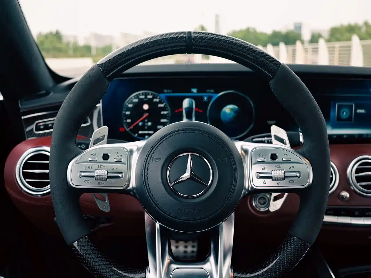 Mercedes-Benz S-Class AMG 2018 AMG S 63 4MATIC+ Coupe фото 13