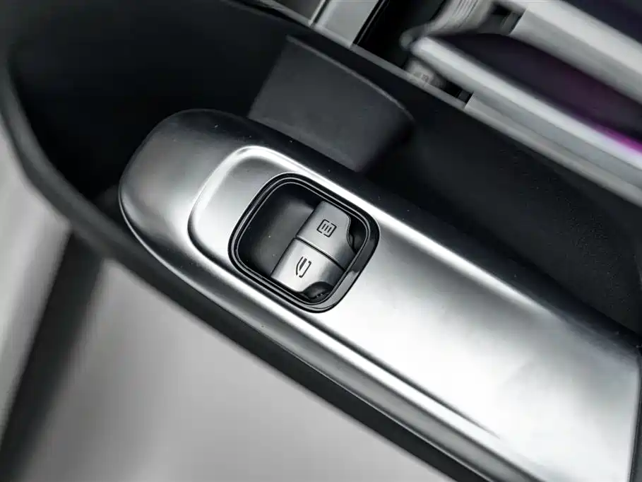 Mercedes-Benz C-Class 2022 Facelift C 260 L Sport фото 27