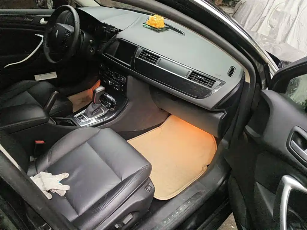 Citroën C5 2013 2013 2.3L Automatic Deluxe