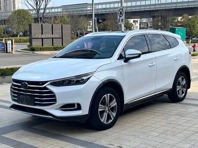 BYD TANG