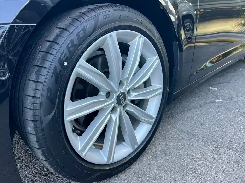 Audi A6L 2021 45 TFSI Exclusive Sport фото 15