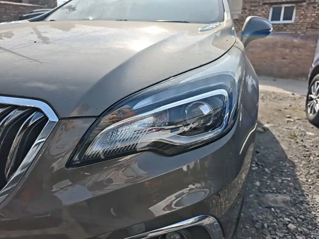 Фото 24 - Buick Envision Plus