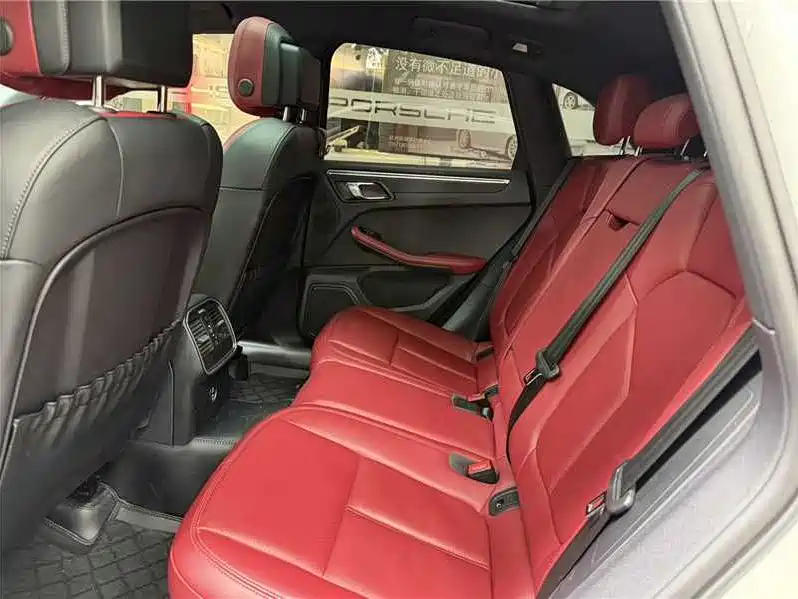 Porsche Macan 2023 Macan 2.0T фото 9