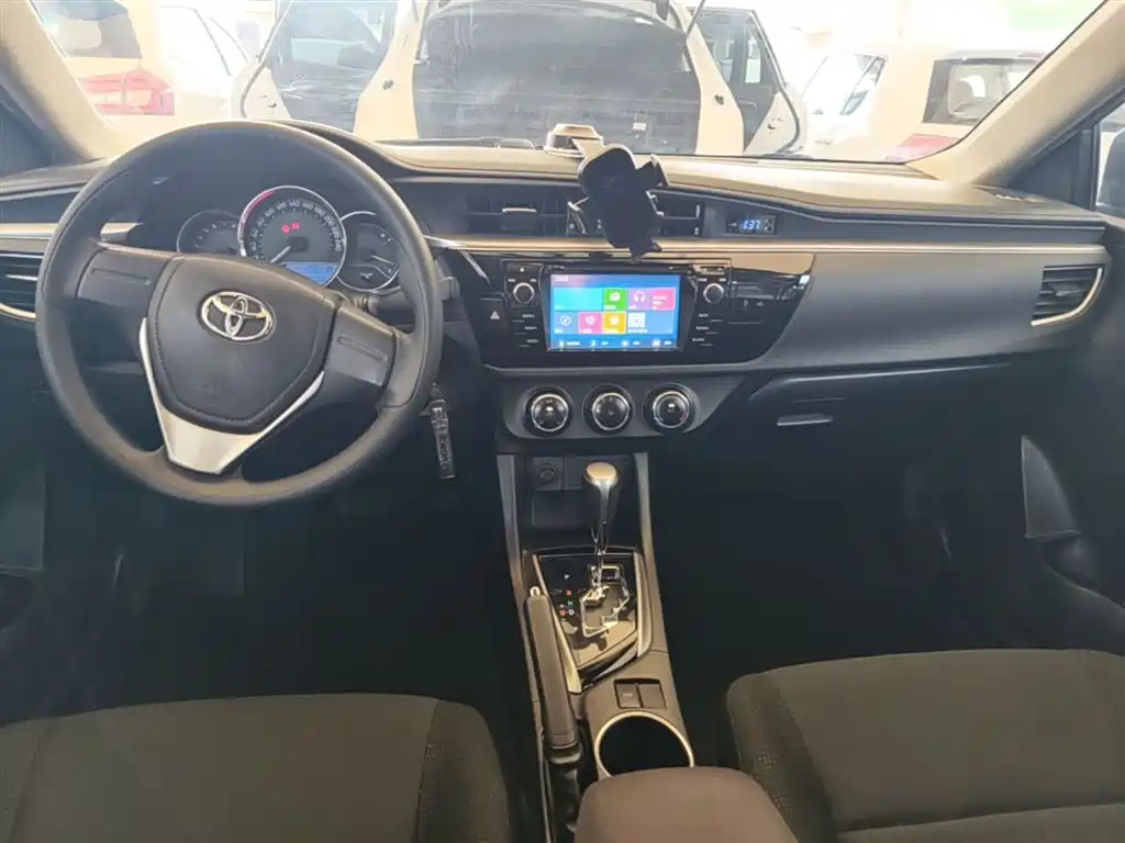 Toyota Levin 2014 1.6G CVT Elite Edition фото 10
