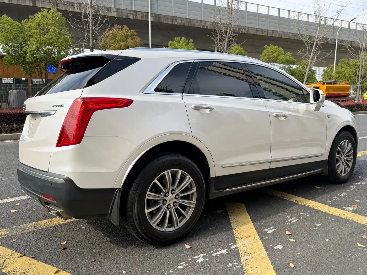 Cadillac XT5 2016 28T AWD Luxury Model фото 29