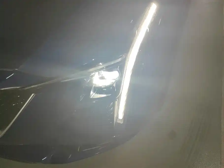 Cadillac CT5 2024 28T Premium фото 5