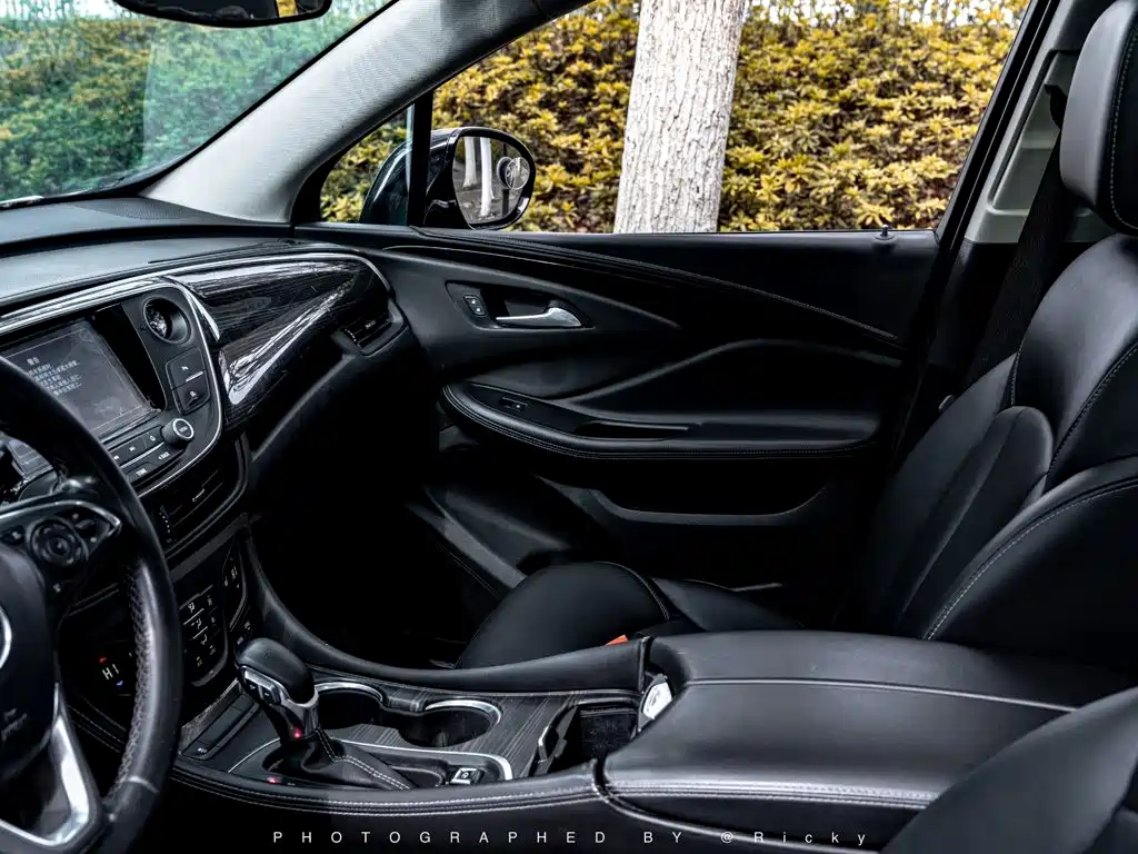 Фото 8 - Buick Envision Plus