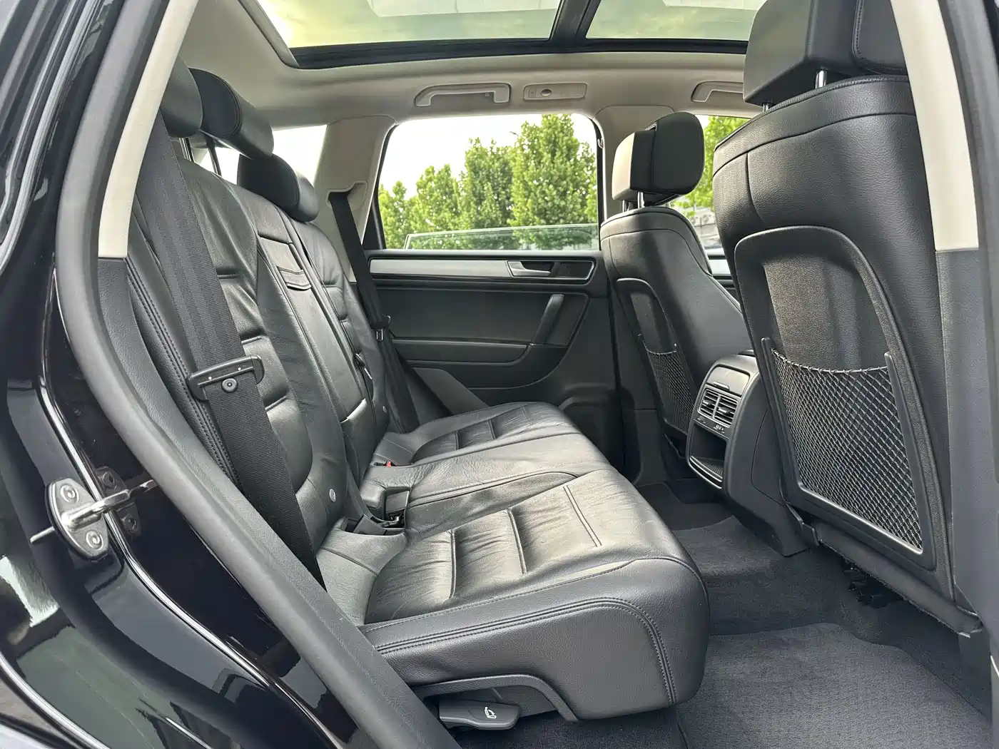 Volkswagen Touareg 2017 3.0TSI Explorer Edition фото 14