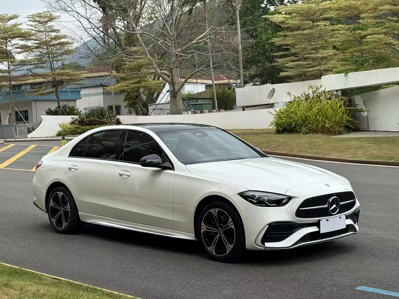 MERCEDES-BENZ C CLASS
