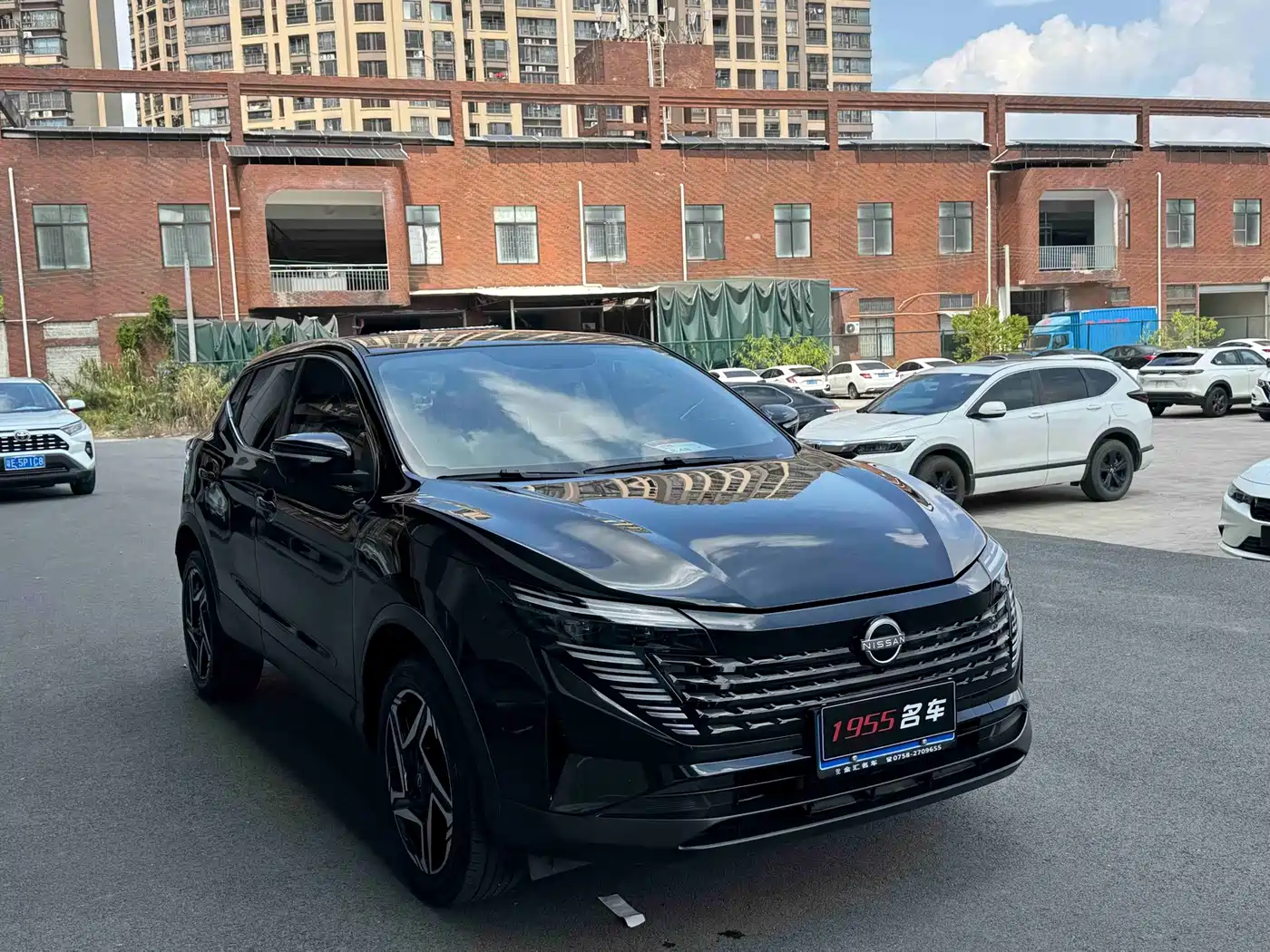 Nissan Qashqai 2025 2025 Honor 2.0L CVT XV+ Leading Edition