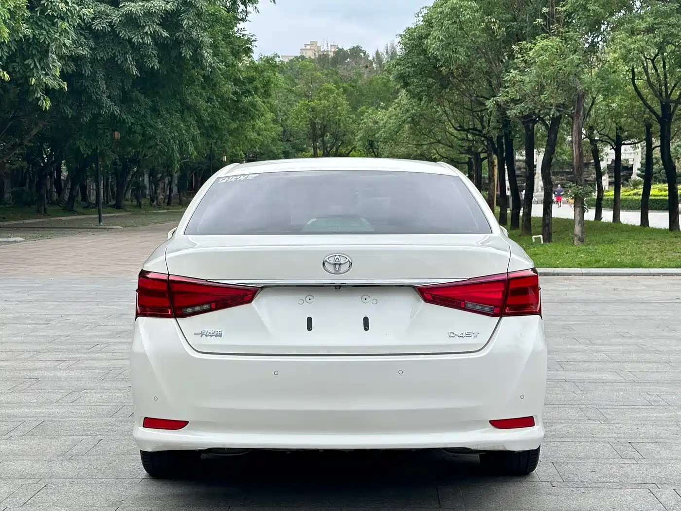 Toyota Crown 2017 2.0T Sport Edition фото 14