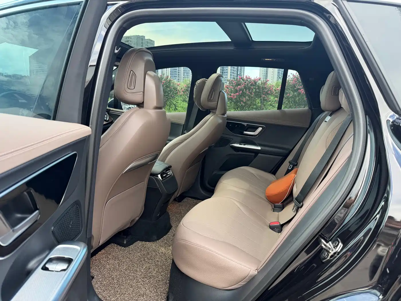 Mercedes-Benz EQE SUV 2025 2024 500 4MATIC Luxury Edition