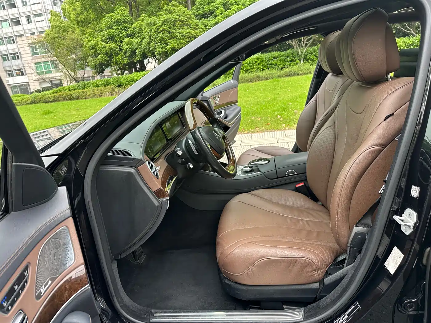 Mercedes-Benz Maybach S-Class 2015 S 400 4MATIC фото 6